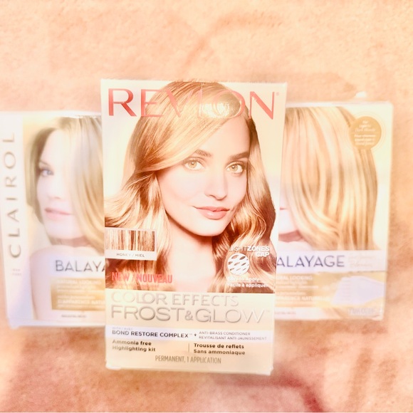 Revlon & Clairol Balayage/Color Effects Frost & Glow - Radiant Blonde Haircolor - Picture 1 of 3